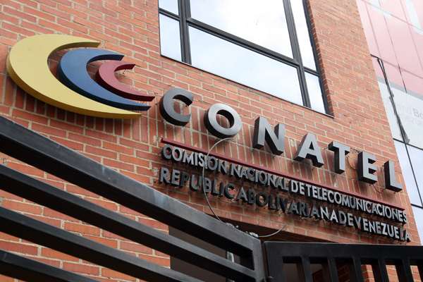 Conatel advierte acerca de MagisTv y Flujo Tv