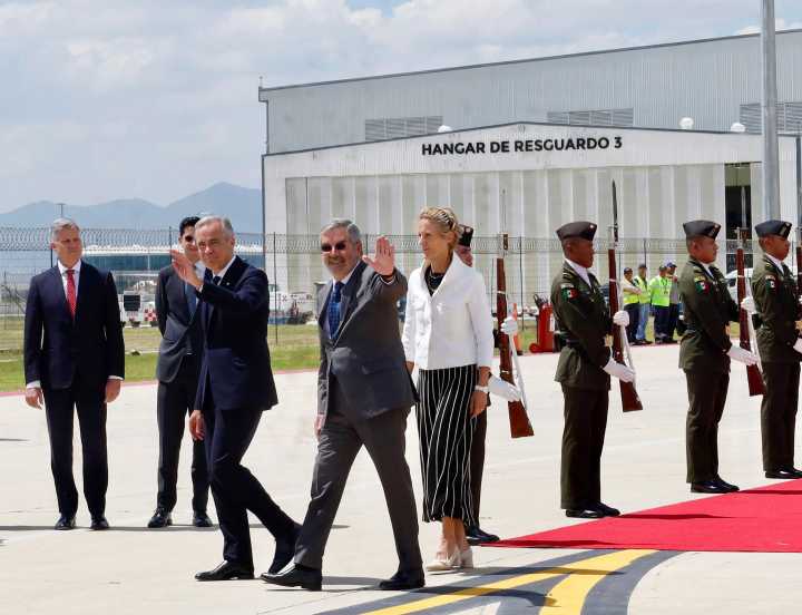 El primer ministro de Canadá, Mark Carney, llega a México para reunirse con Sheinbaum