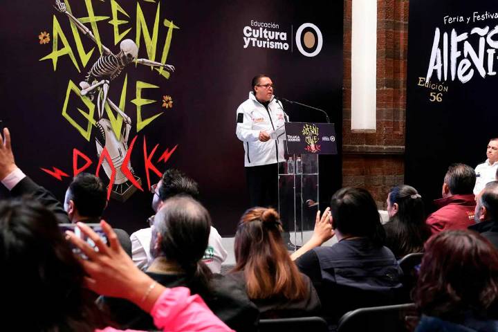 Alcalde de Toluca llama a la ciudadanía a no tirar basura y evitar inundaciones