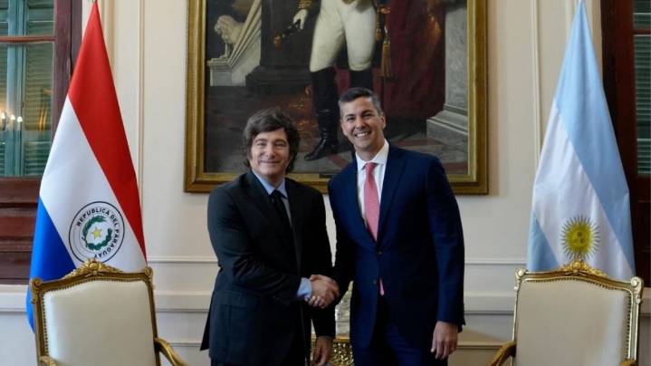 En Paraguay, Javier Milei participó de la CPAC y se reunió con su par Santiago Peña