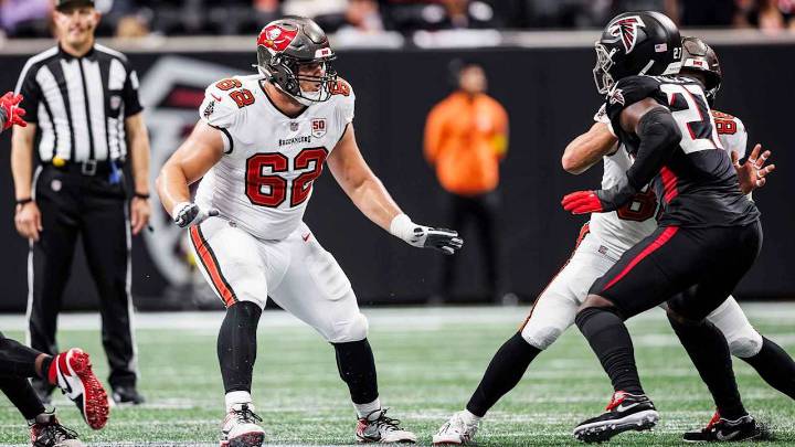 "Emergency" O-Line Holds Up Well in Atlanta