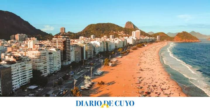 Vacaciones de verano 2026: cómo estarán los precios en la Costa Atlántica y en Brasil