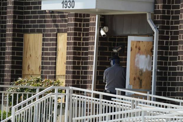 As immigration arrests spike in Chicago, activists escalate tactics to fight back