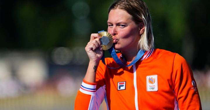 Sharon van Rouwendaal retires as Olympic open
