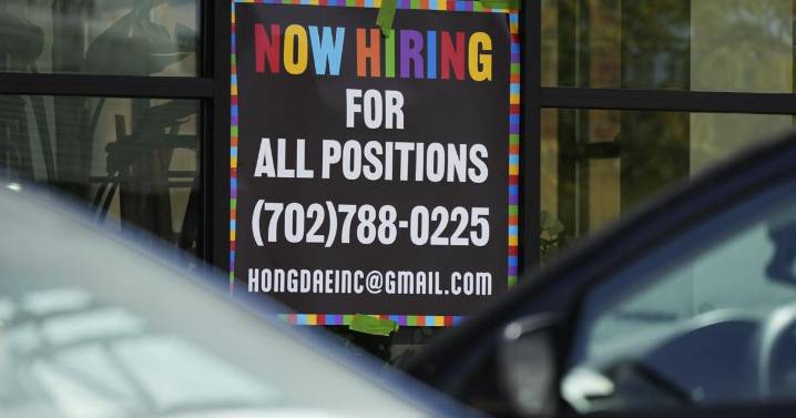 Applications for U.S. jobless benefits rise last week but remain in healthy range of past few years
