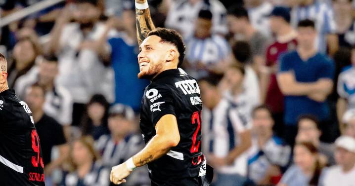 Rayados se repone y le gana a Santos en la jornada 11