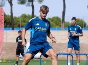 El Real Zaragoza vuelve al trabajo tras tres días de descanso: Valery se ejercita con normalidad