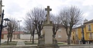 Condenan a un Ayuntamiento de Palencia por aprobar la retirada de una cruz escudándose en que era franquista