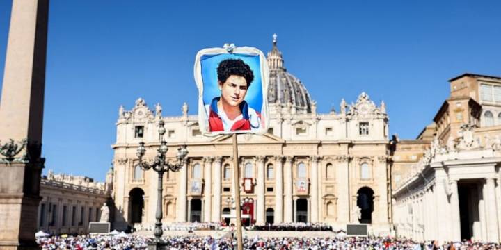 Papa León XIV canonizó a Carlo Acutis, ¿quién es y por qué fue declarado ‘el primer santo de la generación Millennial’?
