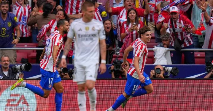 Atlético de Madrid humilla al Real Madrid y corta con el invicto del equipo de Xabi Alonso