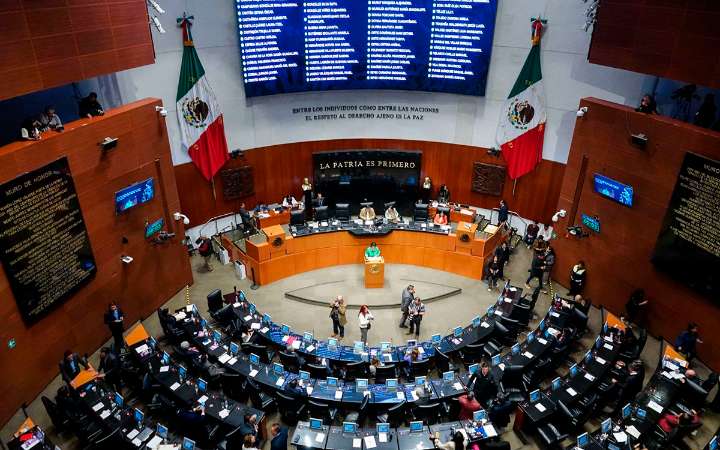 Senado abre convocatoria exprés para audiencias sobre reforma a Ley de Amparo