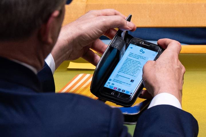 La foto del mensaje privado. El texto que recibió Scott Bessent sobre la Argentina, el enojo rural y las críticas en EE.UU.