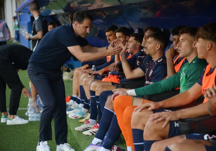 San José apela al «carácter» para que su equipo «se quite el mal sabor» de Huesca