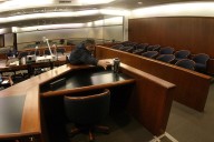 Hispana de Los Ángeles se declara no culpable tras asegurar que fue arrestada por ICE