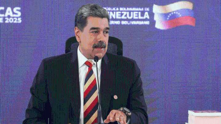 Presidente Nicolás Maduro a empresas petroleras de Europa: «Ustedes no necesitan licencia para invertir»
