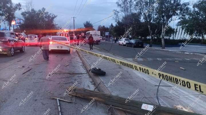 Muere motociclista al estrellarse frente al Parque Rodolfo Landeros Gallegos