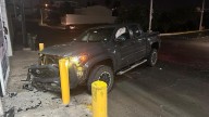 Camioneta colisiona en Elías Müller; resultó con daños