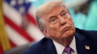 “Si ponen en peligro nuestra seguridad, serán derribados”. La advertencia de Trump a Maduro por el sobrevuelo de cazas venezolanos sobre barcos de EE.UU.