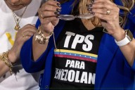 EEUU pide a más de 250 mil venezolanos «prepararse» para salir...