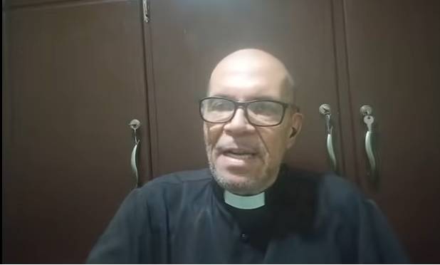 (VIDEO) Padre Ramiro Arango: Vamos a ayudar todos los latinoamericanos a impedir la llegada de estos genocidas a saquear y asesinar al pueblo venezolano