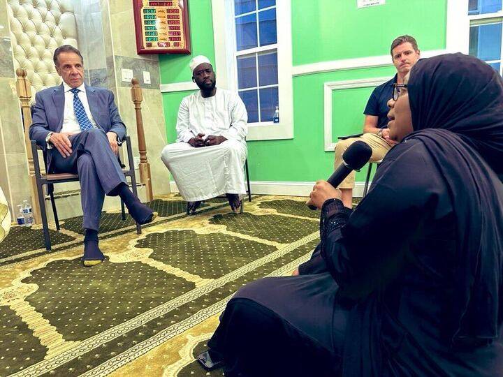 NYC mayoral campaign updates: Cuomo visits another mosque; Mamdani grabs an endorsement