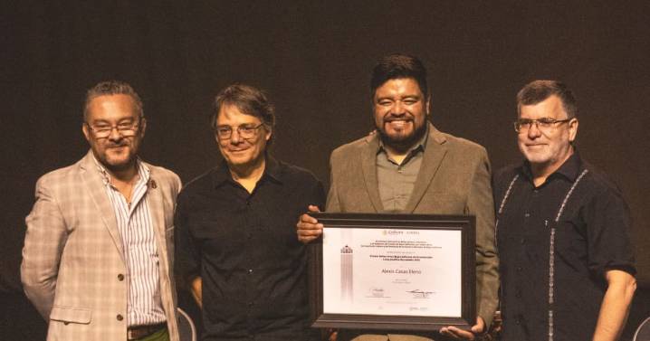 Alexis Casas Eleno recibe el Premio Bellas Artes Baja California de Dramaturgia 2025