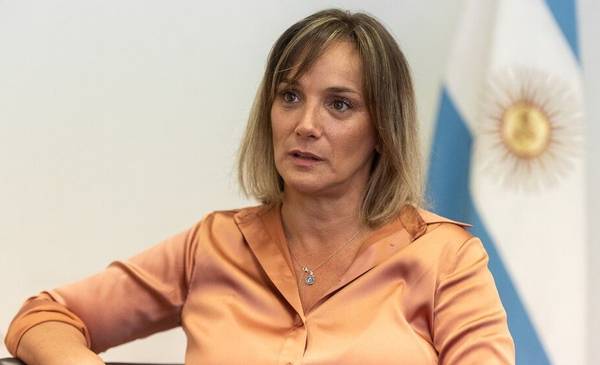 La advertencia de Galmarini a Milei: "Ya no es disruptivo un presidente cruel"