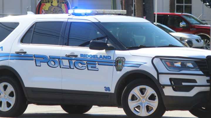Machete wielding man in ski mask shot and killed in Ridgeland barbershop