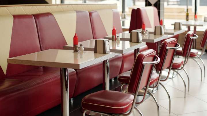 The Rise And Fall Of America's Biggest Restaurant Chain: What Went Wrong?