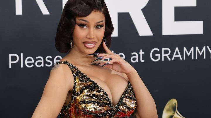 Cardi B reveals she’s pregnant with Stefon Diggs’ baby