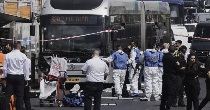 Shooting attack at Jerusalem bus stop kills 6
