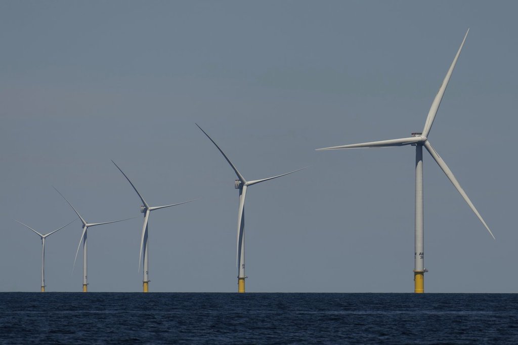 Nova Scotia estimates initial capital cost of Wind West at $60 billion