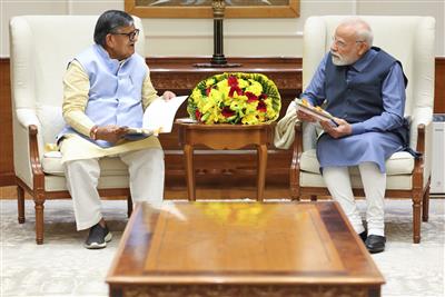Punjab Governor and Administrator UT Chandigarh Sh. Gulab Chand Kataria meets Prime Minister Sh. Narendra Modi — discusses flood relief, development roadmap, and key issues concerning Punjab & Chandig