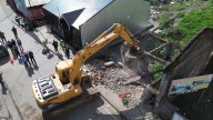 Vecinos y locatarios del Barrio Chino valoran demolición de “Casa narco”