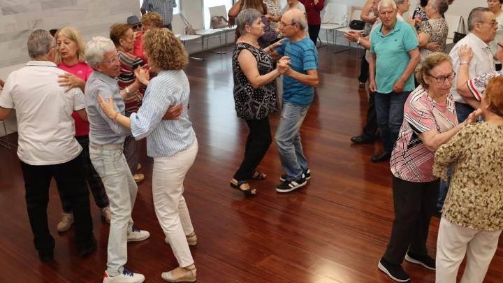 Nueva temporada del baile de mayores en Torrent