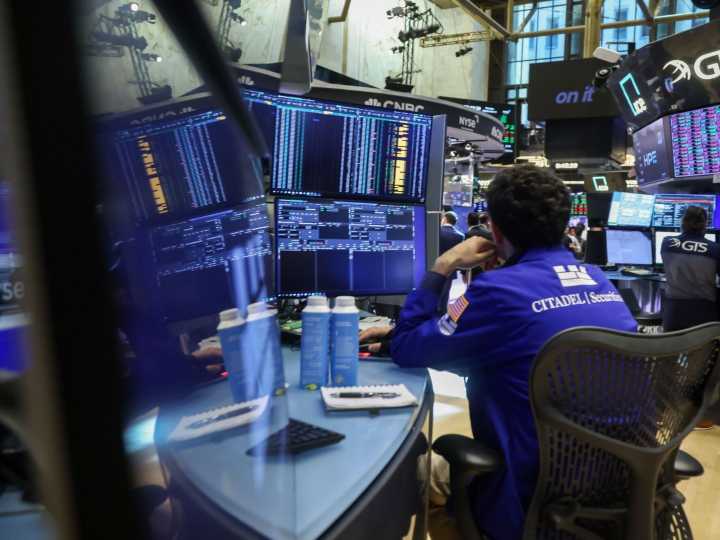 Acciones argentinas en Wall Street rebotan hasta 4% tras el derrumbe post electoral