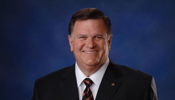 Alabama’s only billionaire names new CEO to replace him at company he founded