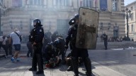 Violencia en Francia: Convocatoria a "bloquear todo" deja casi 500 detenidos