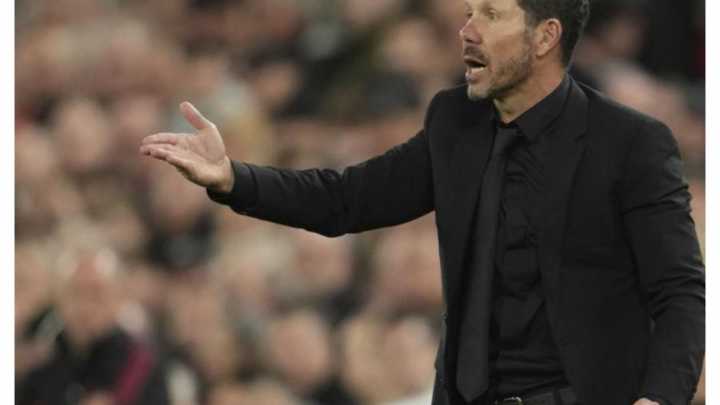 Simeone, un partido de sanción en Champions tras su roja en Anfield