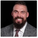 Beaver Local honors alumnus & Super Bowl champ Derek Wolfe
