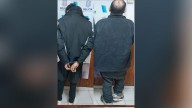 Detienen a dos sujetos armados que se desplazaban en una moto