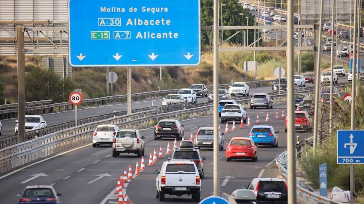 Un total de 228 personas han muerto en las carreteras españolas este verano, 15 menos que en 2024