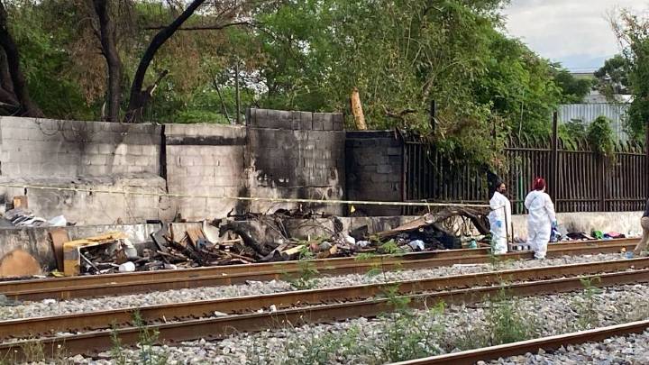 Encuentran cuerpo calcinado en la colonia Industrial en Monterrey
