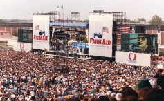 Willie Nelson’s 40th Anniversary Farm Aid Challenges Corporate Power in America: ‘They Need to Stand Up and Pay a Conscience Tax!’ Says Neil Young