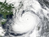 Supertifón Ragasa deja 14 muertos en Taiwán y pone en alerta a Hong Kong