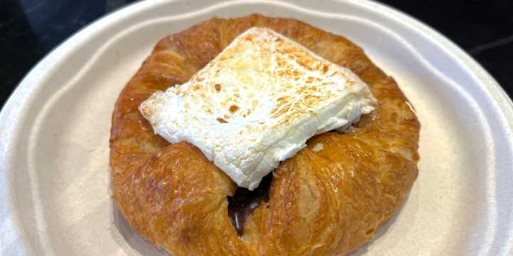 Here’s the UWS Dish: Patis Bakery’s Campfire Croissant