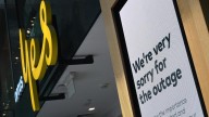 Premier slams Optus following triple zero outage deaths