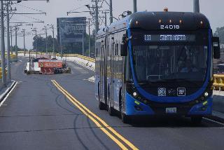 Chalco aplicará multas de hasta 6,500 pesos por invadir carril del trolebús