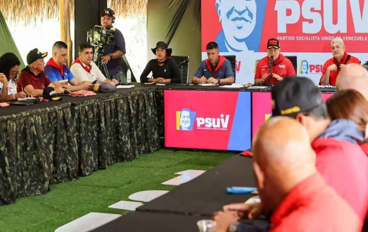 Aseguró Cabello: El PSUV no se quedará atrás en la defensa de la Patria