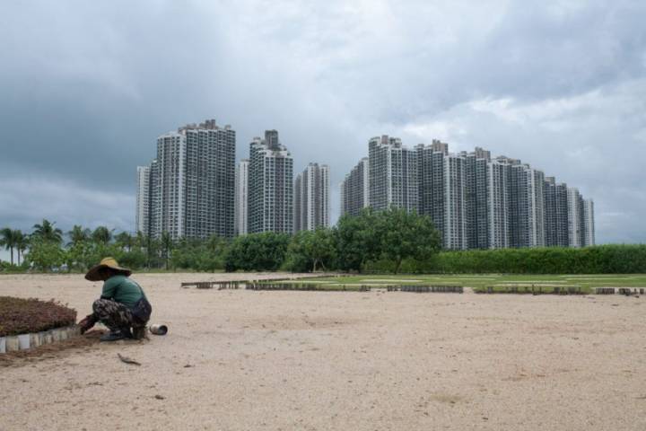 You Aren’t Allowed in These Billionaire Towns
